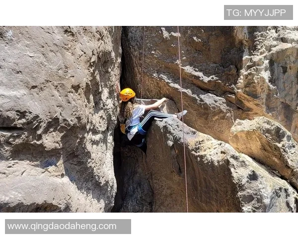 重庆攀岩队反击战术解析与训练策略全景剖析