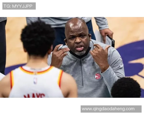 现代足球战术解析：从高压防守到进攻转换的全面战略探讨